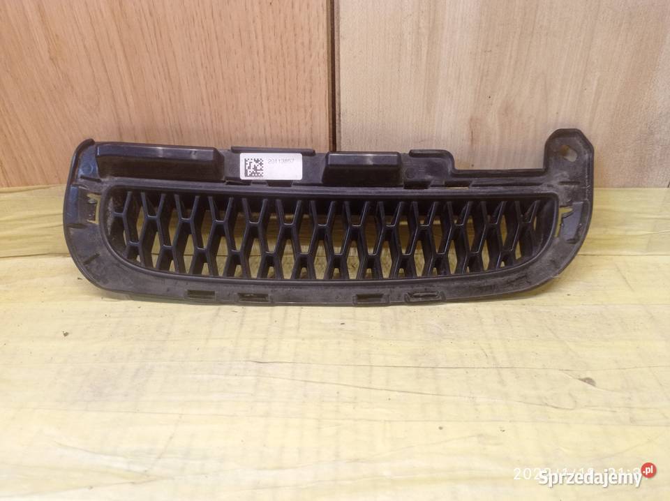 LAND ROVER DISCOVERY V 5 KRATKA PRZÓD PRAWA Międzychód