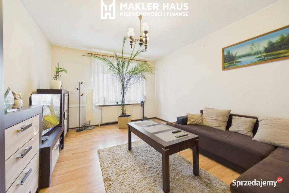 Mieszkanie 58 m 2 pokoje I piętro dwustronn Nieruchomości Gołdap