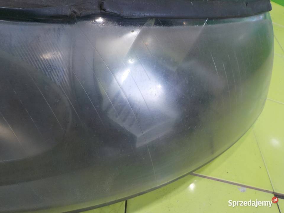 AUDI A4 B6 04r CABRIO 2D lampa prawa przod osobowe mazowieckie Suków