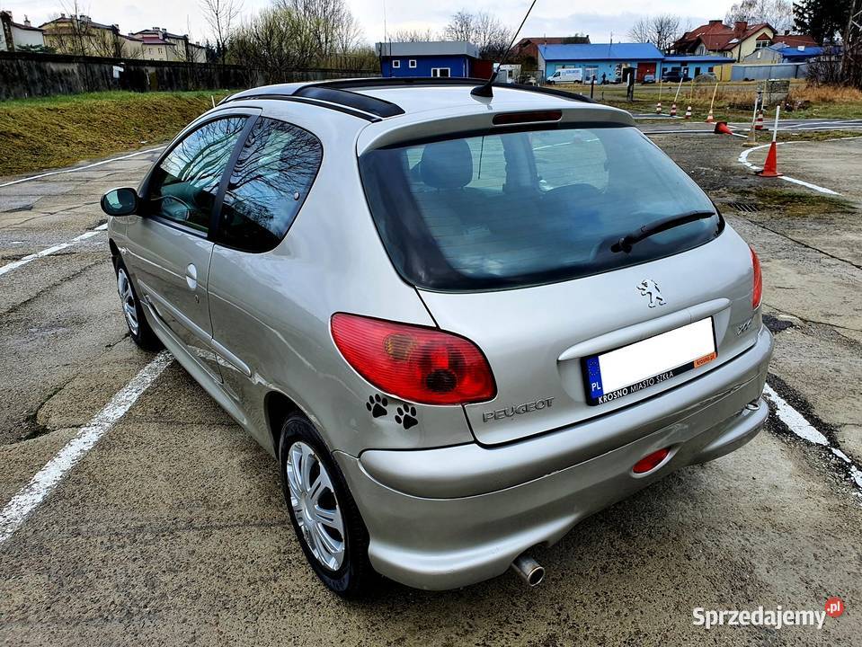 Peugeot 206 Lift 14 2005 Bogata Rok produkcji 2005 Jasło