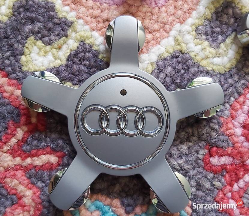 Dekielki do felg Audi pająki 8R0 601 165