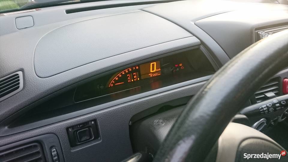 SUZUKI LIANA 4X4 16 BENZYNA Zarejestrowany w Polsce Słupsk sprzedam