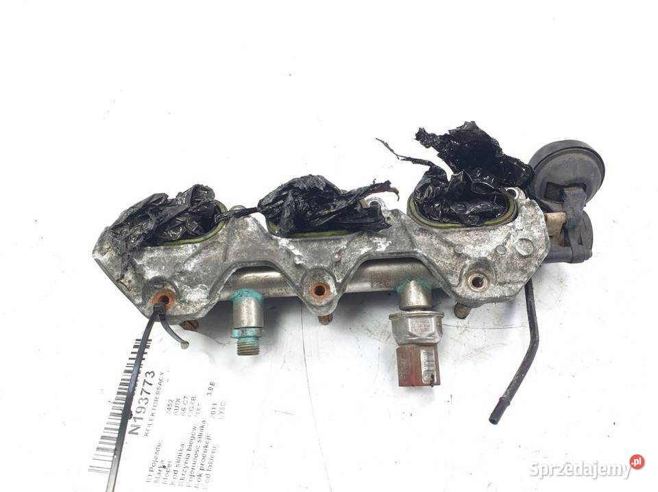 KOLEKTOR SSĄCY AUDI A6 C7 06E130089D Lipno