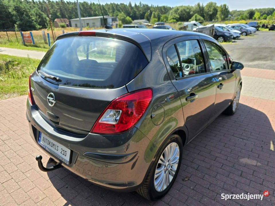 Opel Corsa Opel Corsa 14 benzynka 5 drzwi z szary Cielcza