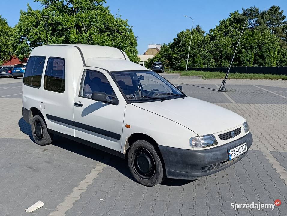 Seat Inca 5 osób do małego biznesu Śrem