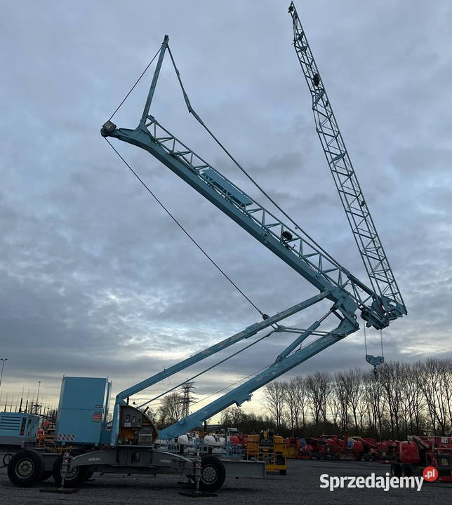 Mobilny samowznoszący żuraw wieżowy Potain IGO32 Kraków