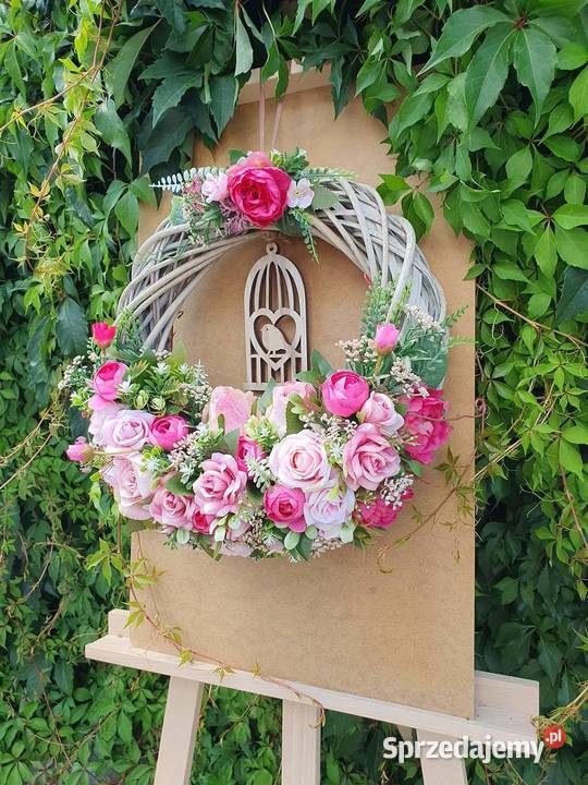 Wianek stroik kompozycja różowy klatka z Promnice