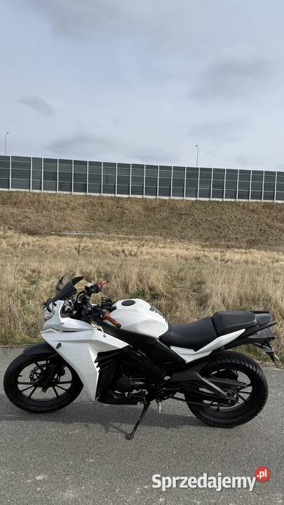 Romet Arrow FLY 125 zarejestrowany na 50 na Ziemięcice sprzedam