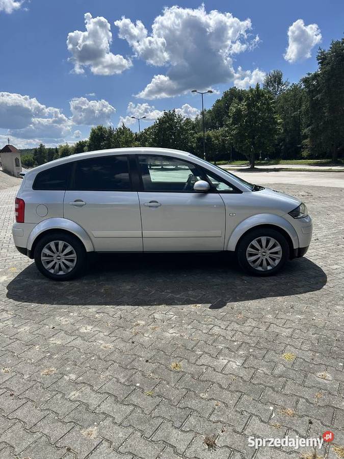 Piękne audi a2 benzyna 14 ostatni wypust 2005r Borków