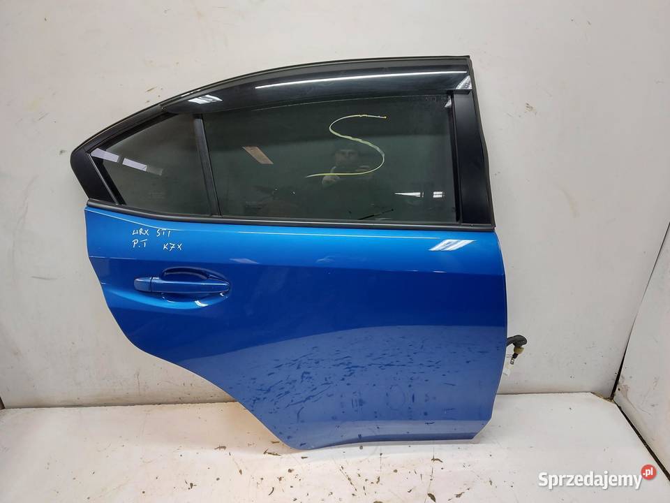 Subaru WRX STI 2015r drzwi prawe tył tylne osobowe