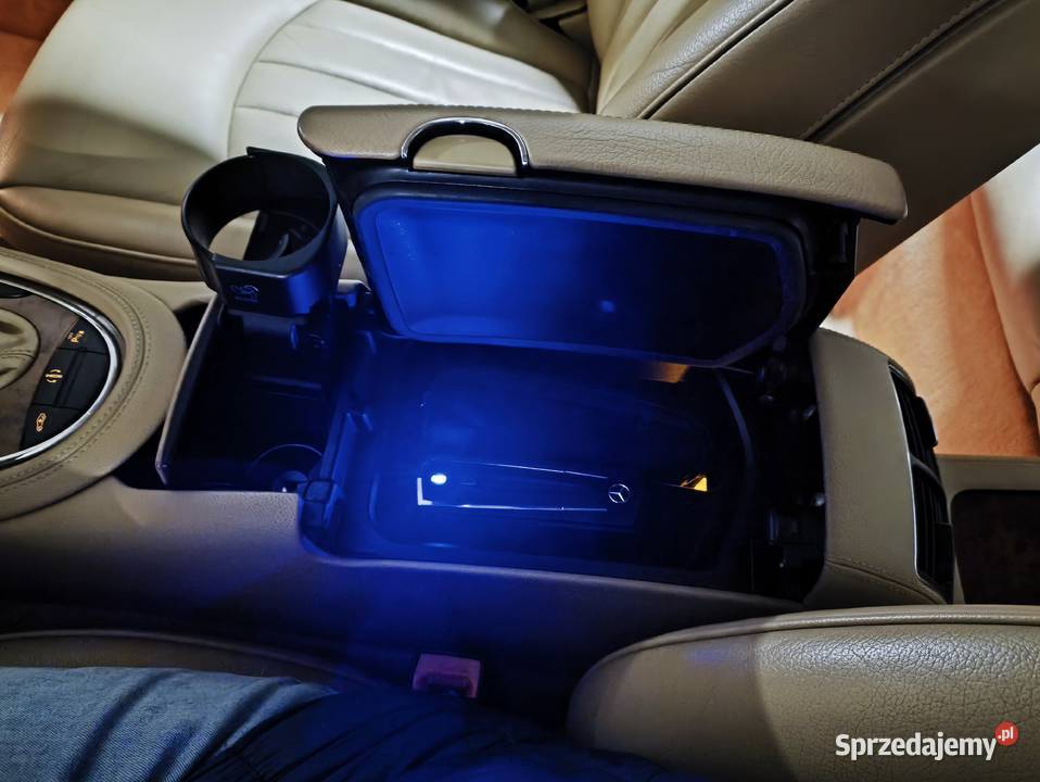 MercedesBenz CLS 500 W219 okazja światła LED Motoryzacja Tarnowskie Góry