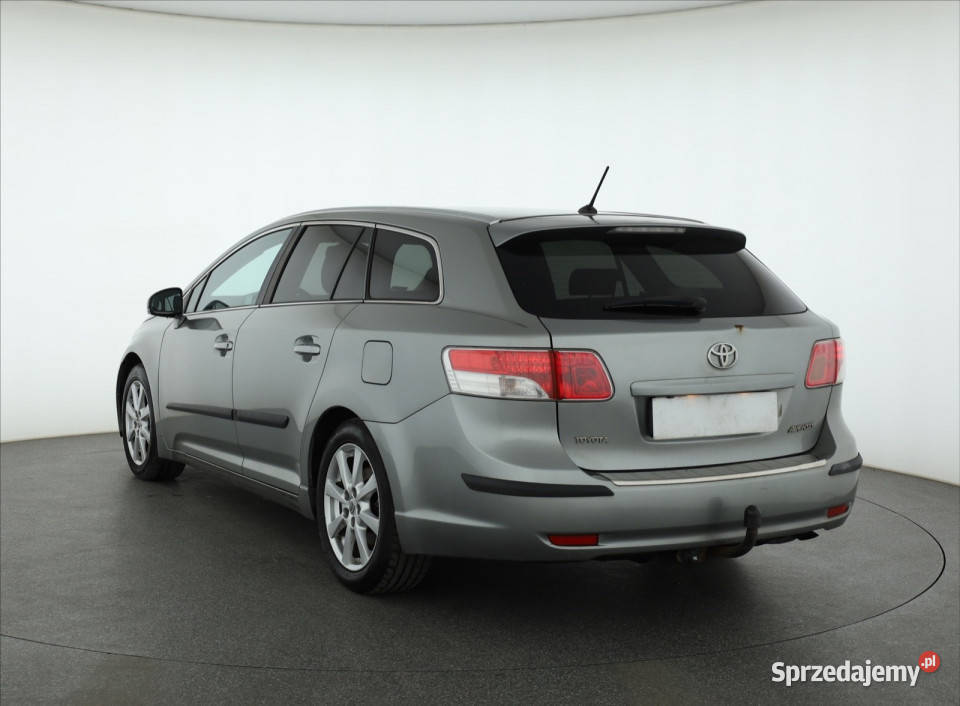 Toyota Avensis 18 Valvematic hak Samochody osobowe Piaseczno sprzedam