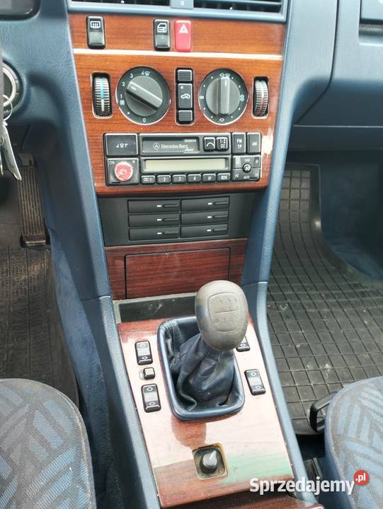 Mercedes C180 Rok produkcji 1994