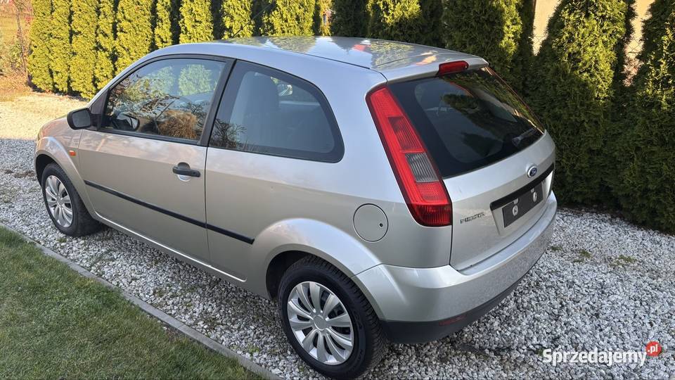 Ford Fiesta 14 benzyna 2004r Sieradz