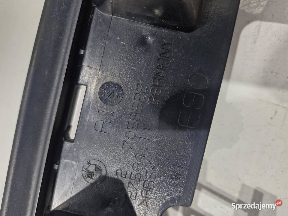 7058522 BMW E90 SEDAN ŚLIZG ZDERZAKA TYŁ sprzedam