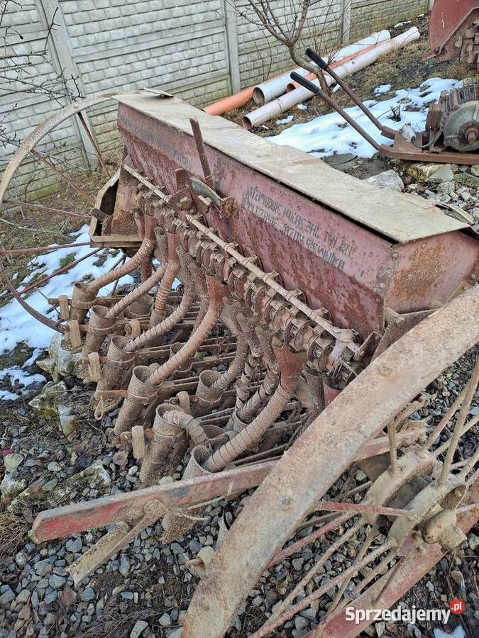 Siewnik 13 lej nieuszkodzony Nowa Słupia