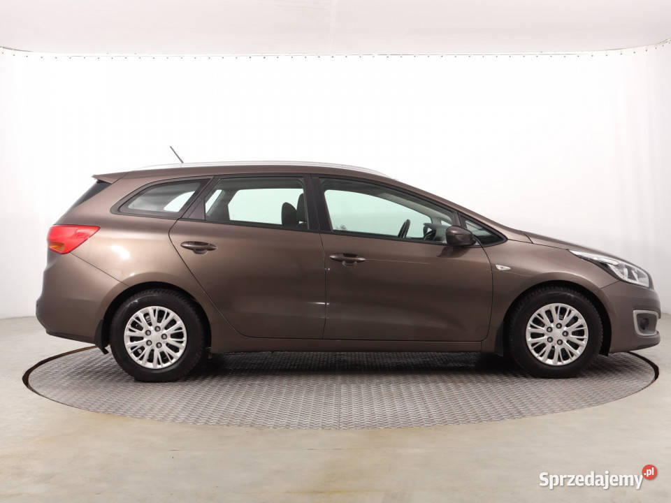 Kia Ceed 16 GDI czujnik parkowania sprzedam