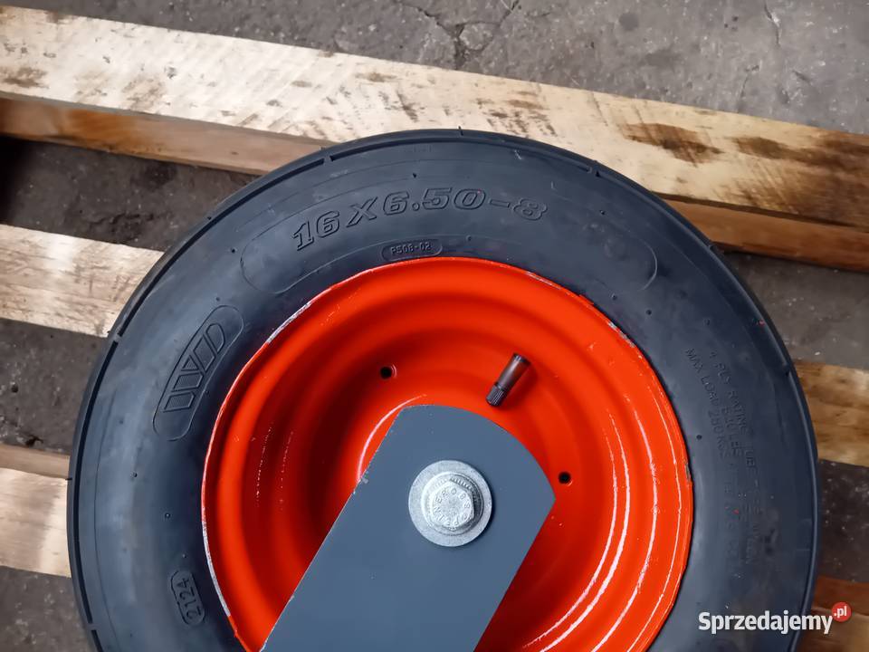 kolko podbieracza claas rollant variant uniwrap podlaskie Kobylin-Borzymy