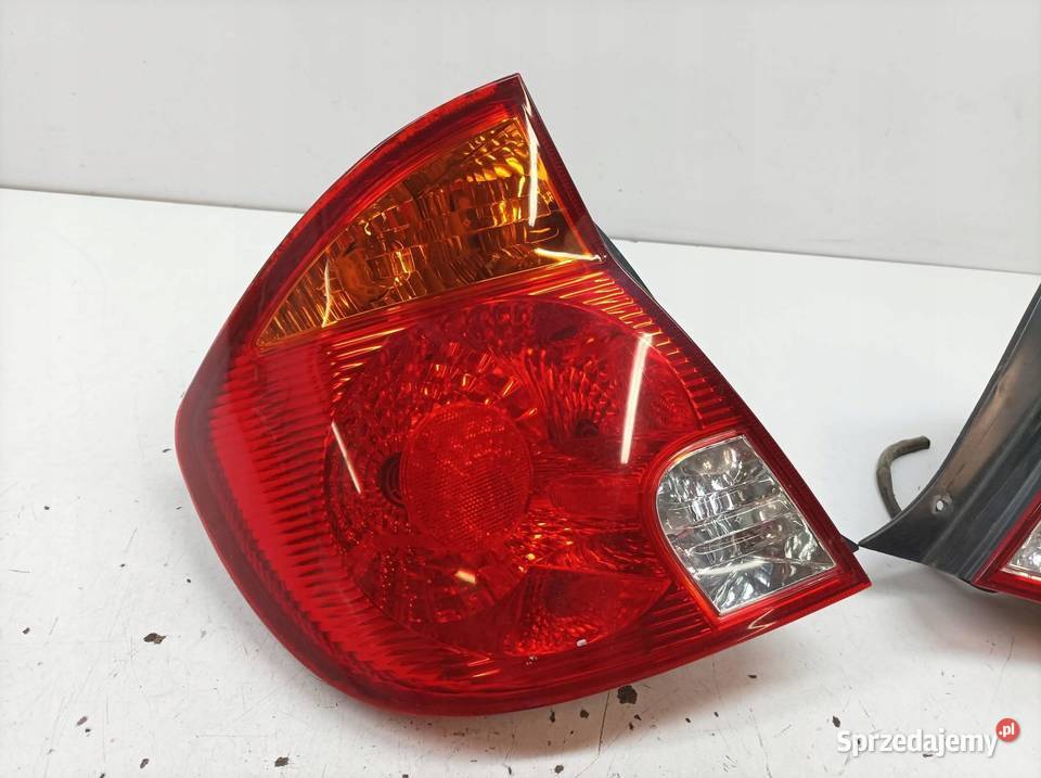 LAMPA TYŁ KOMPLET EUROPA Hyundai Accent II Rok produkcji 2004 świętokrzyskie