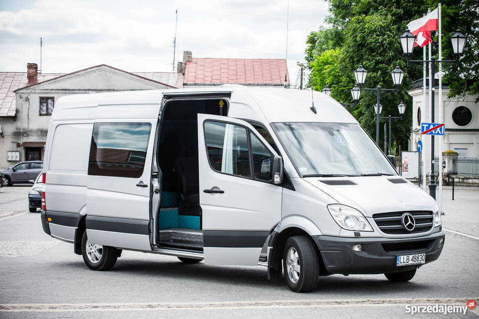 EXPRESOWE BUSY DO BELGII