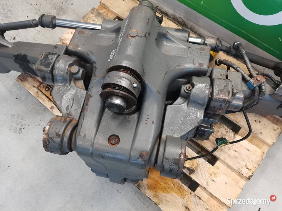 Wahacz osi napędowej Massey Ferguson 7618 Agco
