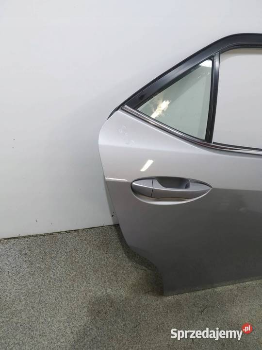 DRZWI PRAWE TYŁ SEDAN E16 E17 E18 LIFT Toyota Rok produkcji 2019 sprzedam