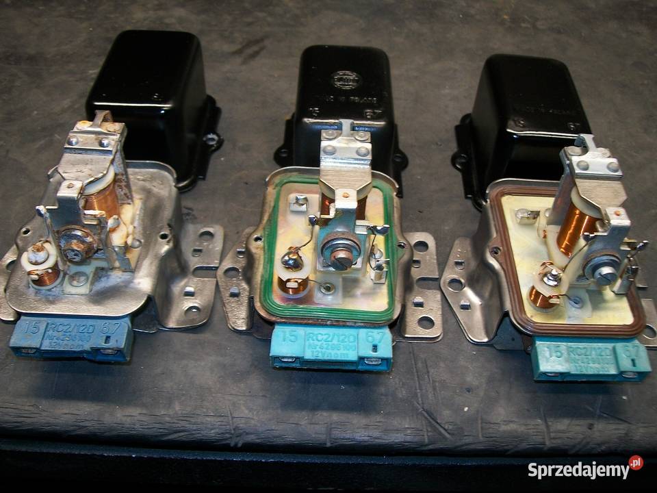 FIAT 125 125P REGULATOR NAPIĘCIA 12V ORYGINAŁ osobowe Świerzawa