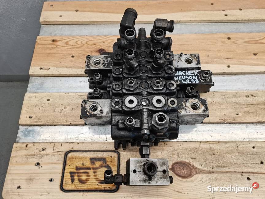 Rozdzielacz hydrauliczny Wacker Neuson WL 38 Wilkowo