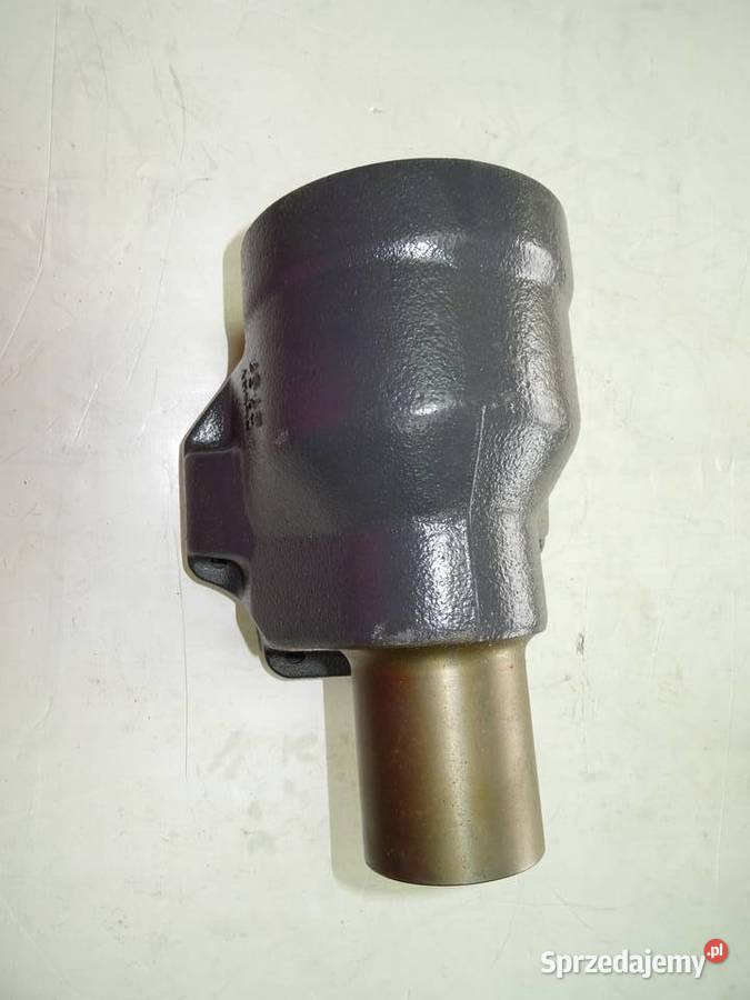 OBUDOWA ZWOLNICY ZWROTNICY KUBOTA 3375043313 świętokrzyskie Wąchock sprzedam