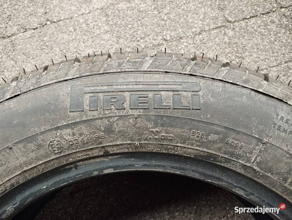 Opona Pirelli 19560R15 88V zapas pojedyncza lato Kamieniec