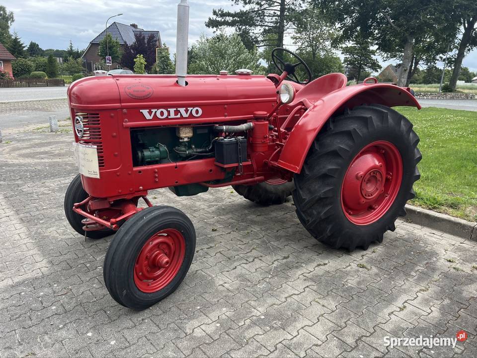 Traktor volvo benzyna Napęd 2x4 Solnica