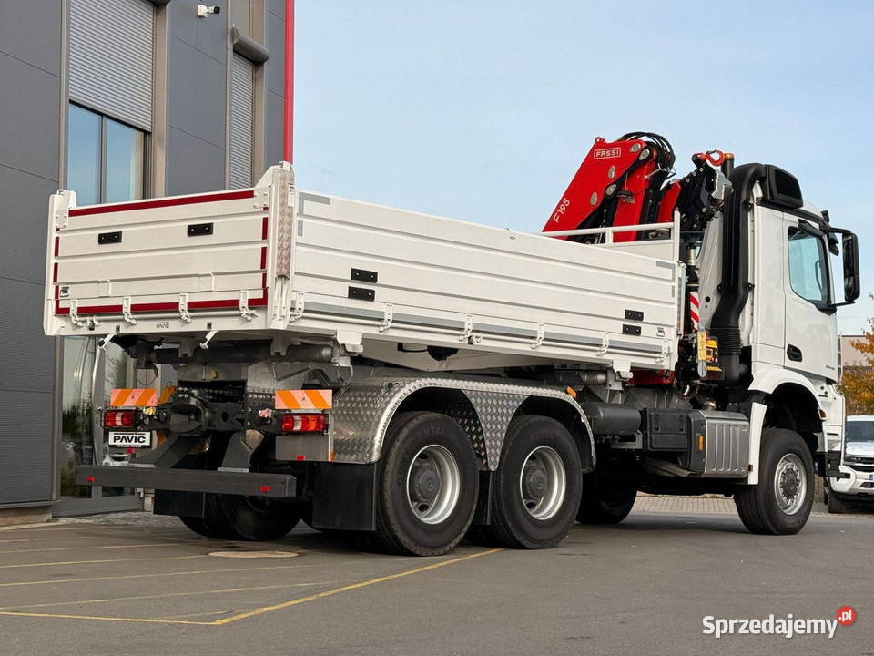 Wywrotja 6x6 bordmatic z Z dzwigiem Mercedes 1km Warszawa