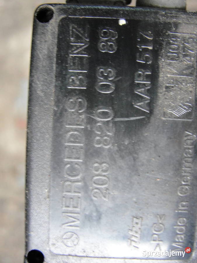 WZMACNIACZ ANTENY MERCEDES CLK W208 SLK W210 Dąbrowa sprzedam