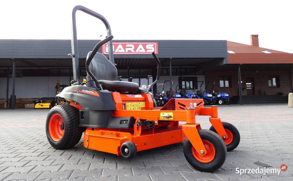 Traktor kosiarka Zero Skręt KUBOTA Z122R