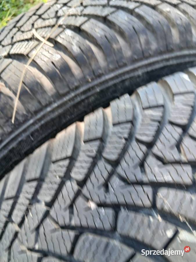Opony zimowe 17570 r13 17565 r15 22570 r15C Samochodowe małopolskie Wolbrom