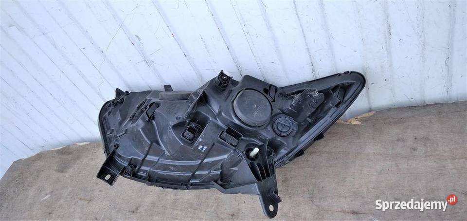 RENAULT CAPTUR LAMPA PRAWA Lampy przednie