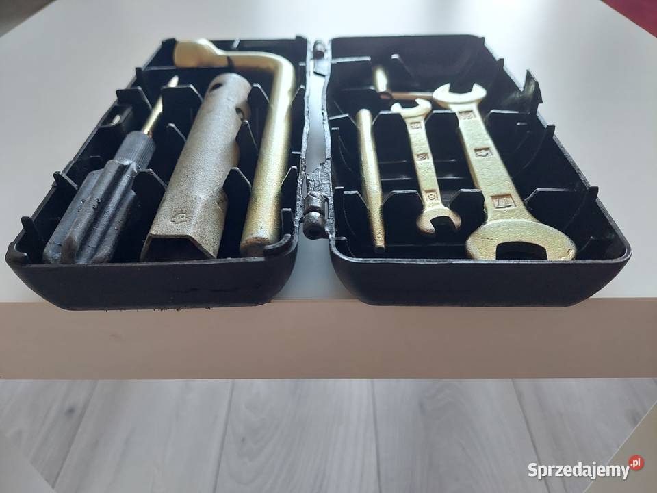 Pudełko narzędziówka fiat 126p w Mysłowice sprzedam