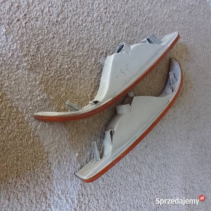 Kierunkowskazy migacze przednie L P Renault Kierunkowskazy sprzedam