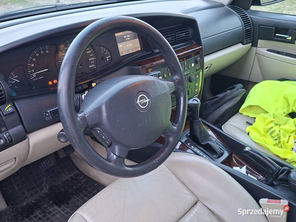 Opel Omega B FL 32 LPG 2001r Motoryzacja łódzkie Rękoraj