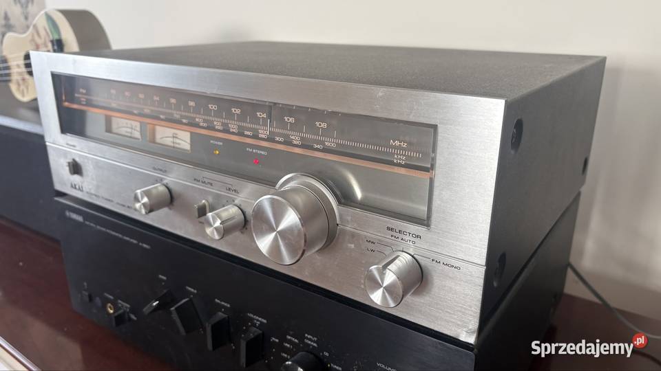 Tuner Vintage AKAI AT2450L Jasło