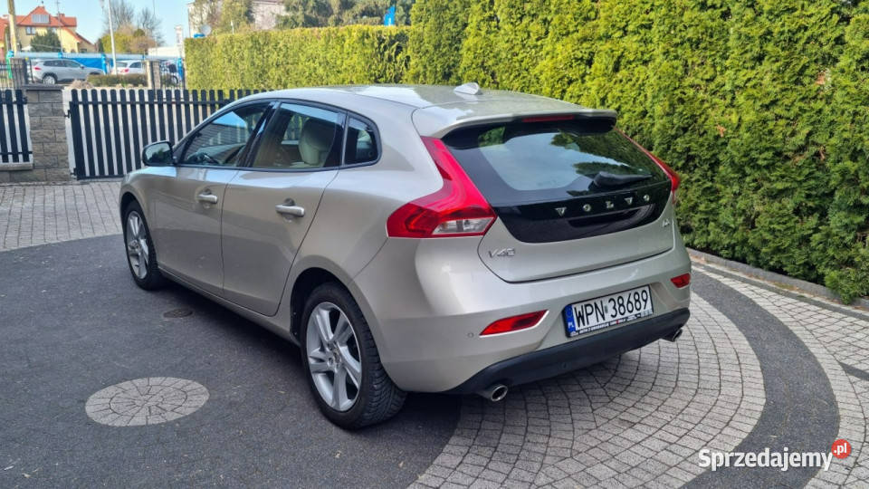 Volvo V40 Lift Skóry 20 150 Wzorowy Stan światła do jazdy dziennej V40 Płońsk sprzedam