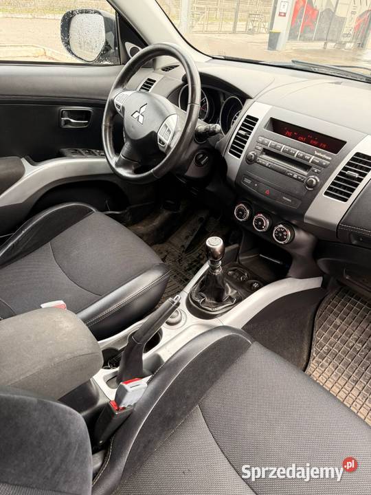 Mitsubishi QUTLANDER Skarżysko-Kamienna