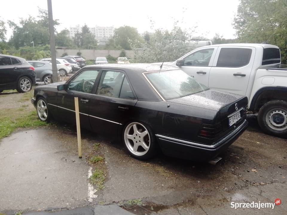 Sprzedamzamienię Mercedes w124 260e bogate Wrocław
