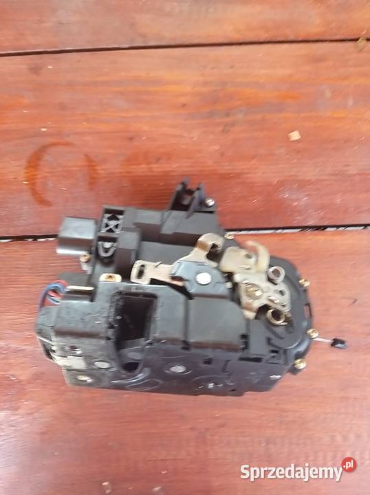 Zamek drzwi przód prawy 3b1837016 Vw Seat Karoseria Katowice