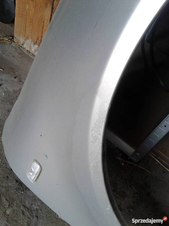 Błotnik prawy Audi A3 8L LIFT LY7W osobowe Łódź