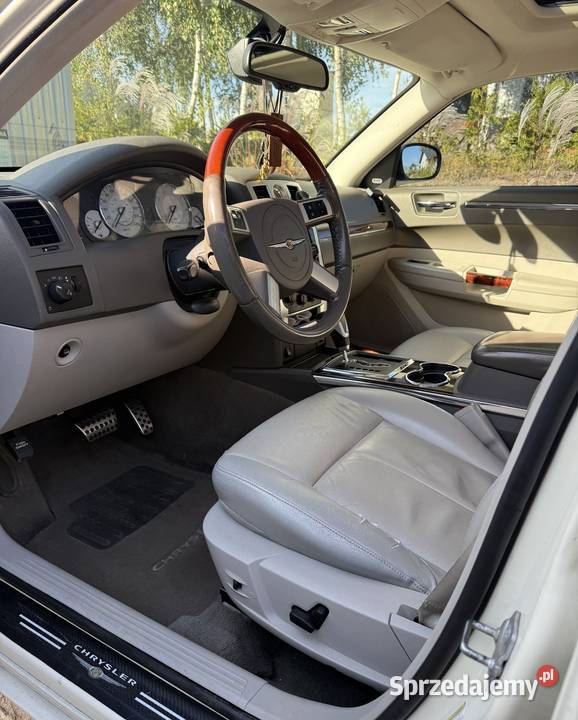 Chrysler 300 limited kujawsko-pomorskie Golub-Dobrzyń