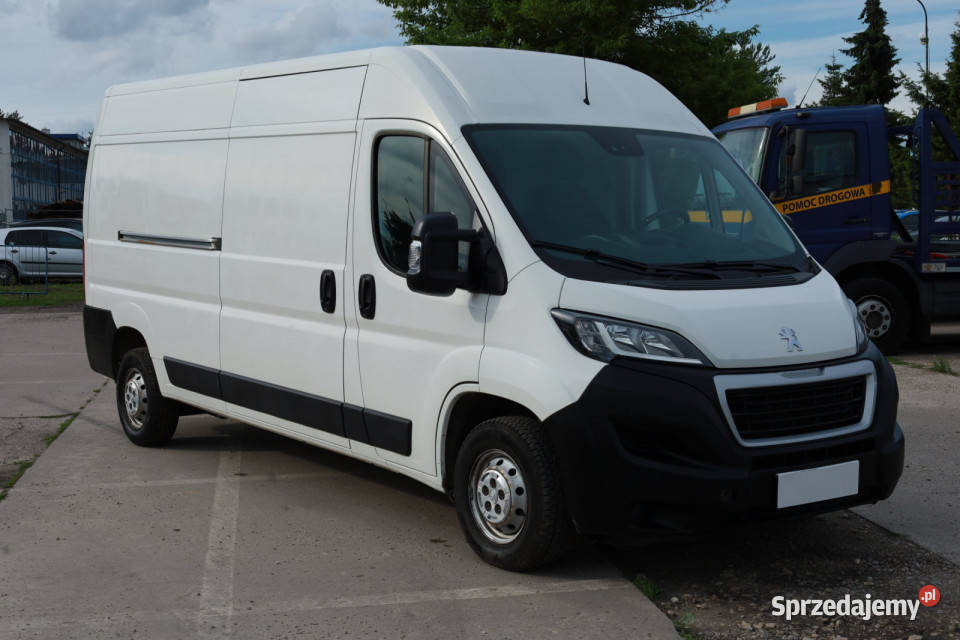 Peugeot Boxer 22 BlueHDi