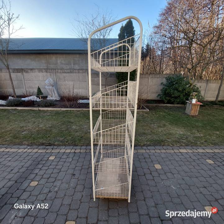 Sprzedam metalowy regał ekspozycyjny z półkami Góra Kalwaria