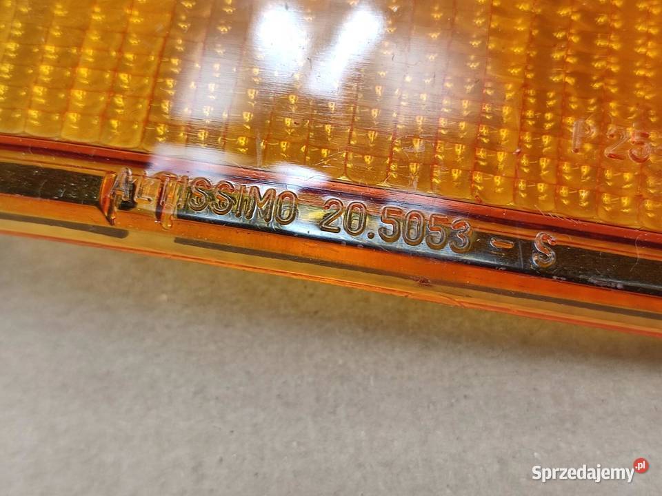LAMPA LEWY PRZÓD IVECO 110 130 170 205053