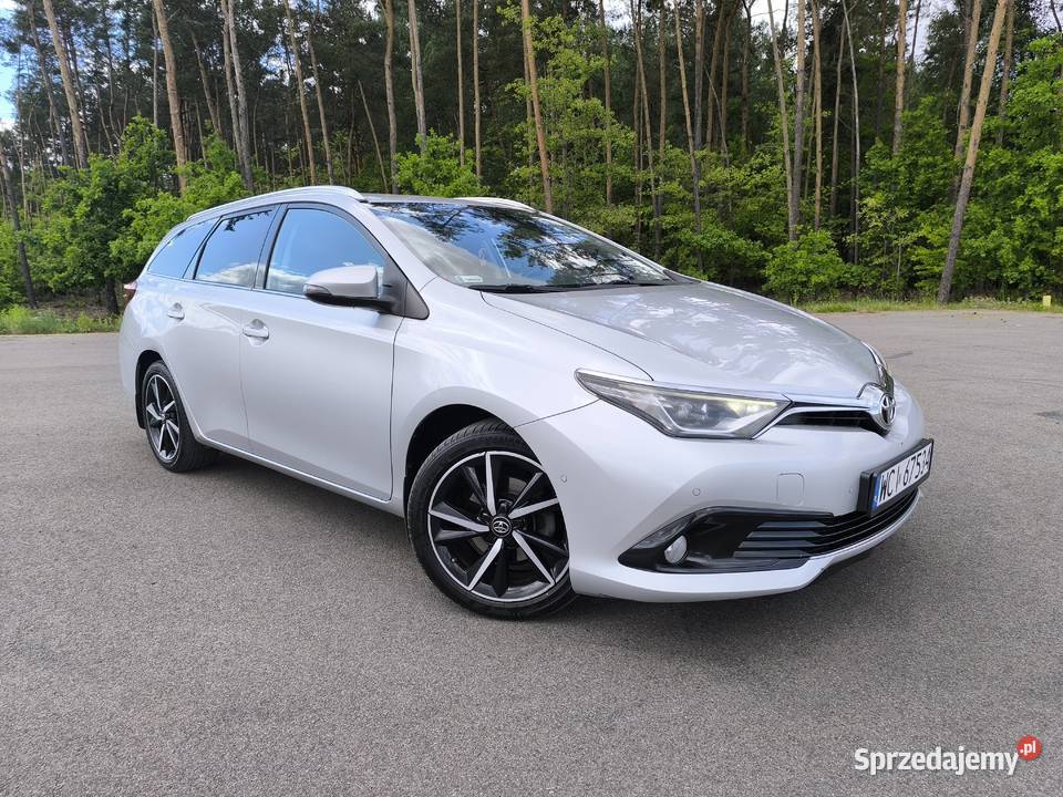 Toyota Auris 2 TS E18 16 132 2017r Dynamic Salon Szyjki sprzedam